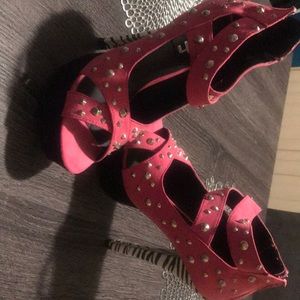 Meet your Posher, Sharon